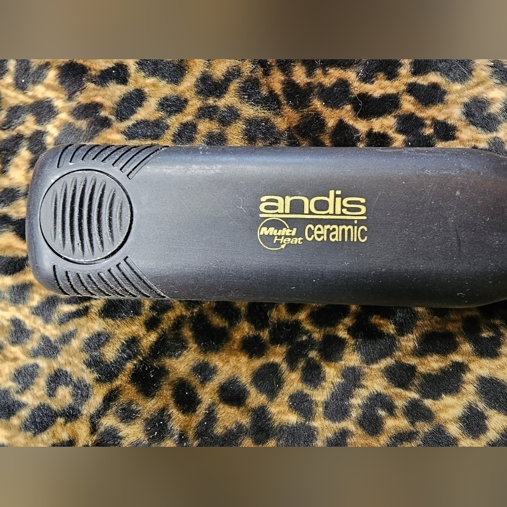 ANDIS HAIR CERAMIC FLAT IRON ELECTRICAL - Picture 11 of 14